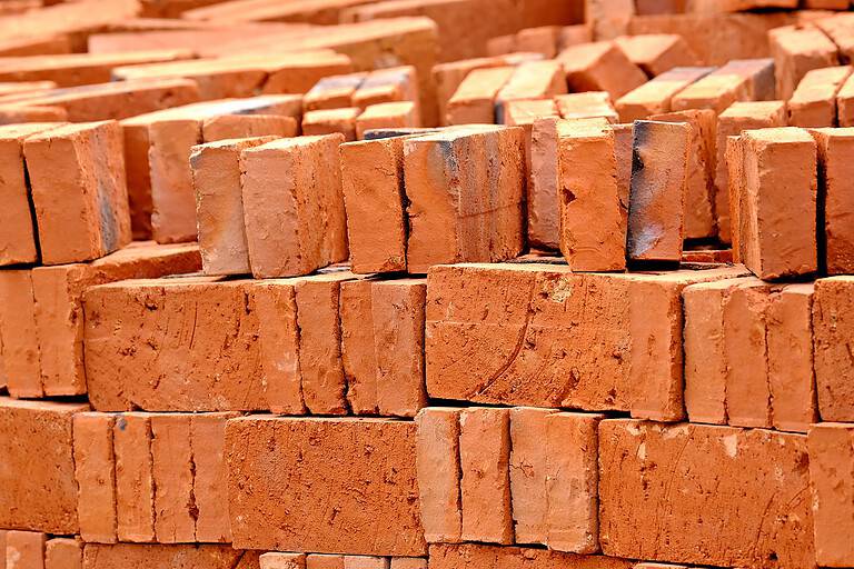 red bricks